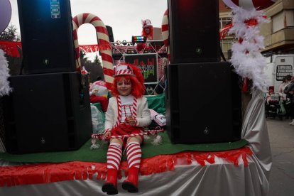 Gran desfile del sábado de Piñata en Astorga. J. NOTARIO