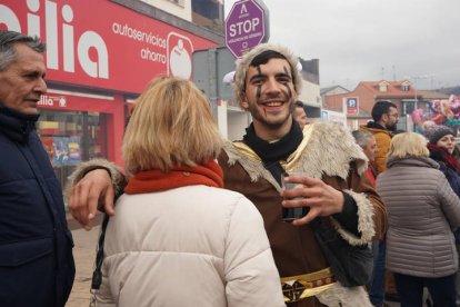 Gran desfile del sábado de Piñata en Astorga. J. NOTARIO