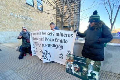 El juicio oral por el accidente que el 28 de octubre de 2013 causó la muerte a seis mineros en el Pozo Emilio de la Hullera Vasco Leonesa. RAMIRO