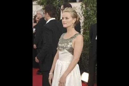 Un Chanel, la elección acertada de la actriz Reese Witherspoon.