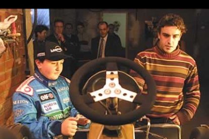El piloto astuarino cumplió el suelo de este niño enfermo.