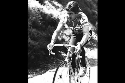 A pesar de que su carrera favorita fue el Giro, Lejarreta ganó la Vuelta a España en 1982 y quedó tercero al año siguiente después de ganar tres etapas.
