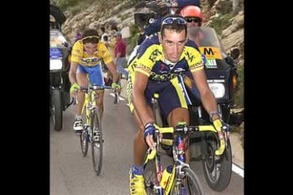 La Vuelta de 2000 dejó a Ángel Casero como vencedor, después de su gran actuación en la última crono por Madrid, y a Óscar Sevilla como un brillante segundo clasificado que se quedó a sólo 49 segundos.