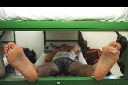 Muestra de la dureza del camino son los pies de los peregrinos. Las bojas y las heridas son inevitables.
