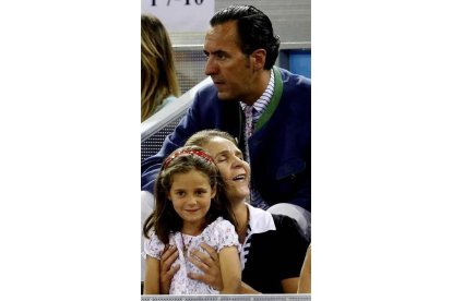 Sin embargo, la pareja apareció de nuevo junta en varios actos deportivos, como el Europeo de baloncesto celebrado en Madrid.