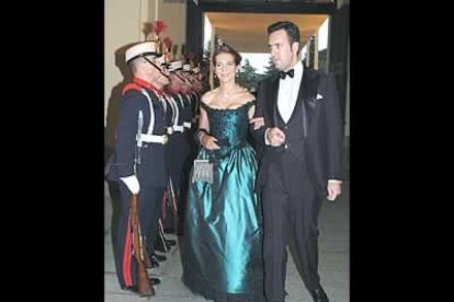 La infanta Helena escogió un vestido menos clásico para esta ocasión.