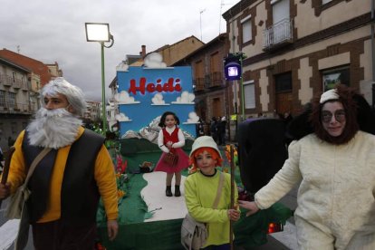 El abuelo, Heidi, Pedro y hasta Niebla. JESÚS F. SALVADORES