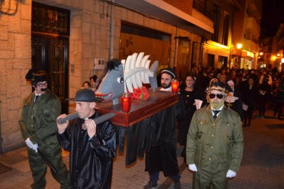 Celebración del entierro de la sardina durante los Carnavales de 2019 en Valencia de Don Juan. MEDINA