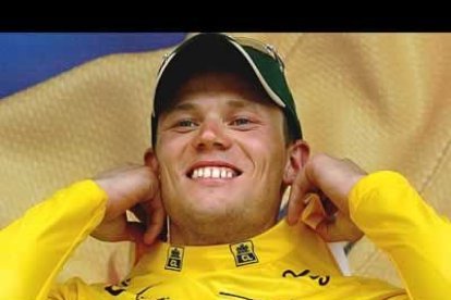 En esta segunda etapa se produjo el cambio de líder y el noruego Hushovd se enfundó el soñado jersey.