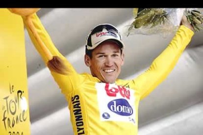 Pero el corredor noruego no fue capaz de retener el liderato más de una jornada y en la tercera etapa el australiano <b>Robbie McEwen</b> se enfundaba «de oro».