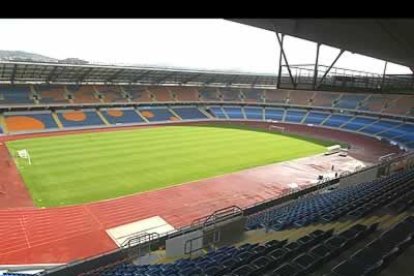 Estadio Municipal Ciudad de Coimbra. 30.000 espectadores.