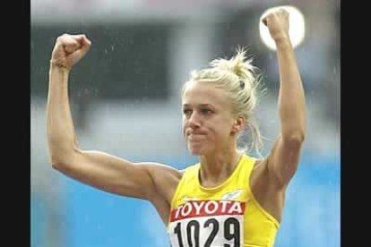 La suiza no tuvo rival para conquistar el primer puesto en la prueba de salto de altura femenino.