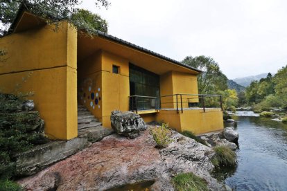 Las recomendaciones son muy sencillas, dejar el lugar limpio y cuidado. Además, se anuncia que los baños una vez iniciados no deben interrumpirse y se recomienda que para que las aguas surtan efecto es mejor tomar un número impar de baños: de tres a nueve