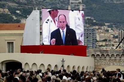 Los seis mil ciudadanos del principado acudieron por la tarde en familia para presenciar este acto.