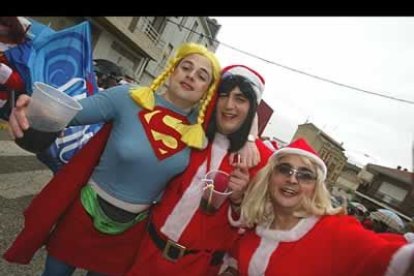 Ni superman ni unos atrevidos papanoeles faltaron a la cita con la fantasía
