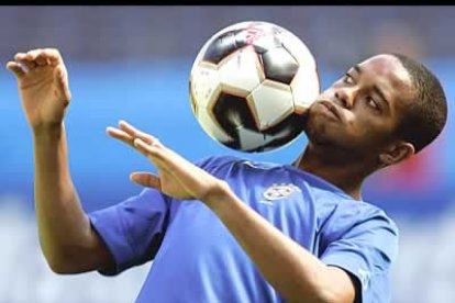 El fichaje más rutilante del mercado vuelve a ser del Real Madrid. Robinho es sinónimo de fantasía.