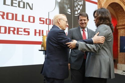 Acto de entrega del Premio Diario de León al Desarrrollo Social y los Valores Humanos. RAMIRO