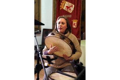 Actuación del grupo de música tradicional Los Pamplinas. BENITO ORDÓÑEZ