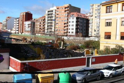 La casa de los guardas fue derribada en diciembre de 2011. NORBERTO