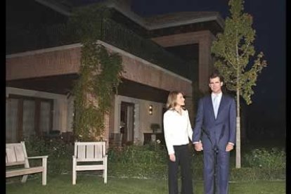 El encuentro con los medios de comunicación duró poco más de cinco minutos. Sólo se les permitió realizar una pregunta.