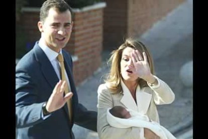 Castaña, como ya adelantó la reina Sofía, sus mofletes fueron lo que más llamó la atención.