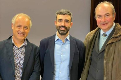 Javier Gil Goikouría, Alex Fierro, Enrique Echevarría Orella. DL