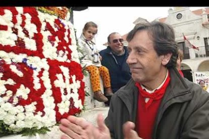 Villalba suele ser asistente asiduo a la fiesta del Día de Comunidad de Castilla y León que todos los años se celebra en Villalar de los Comuneros.