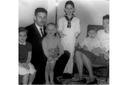 Tomó la comunión cuando su padre estaba destinado como juez en León