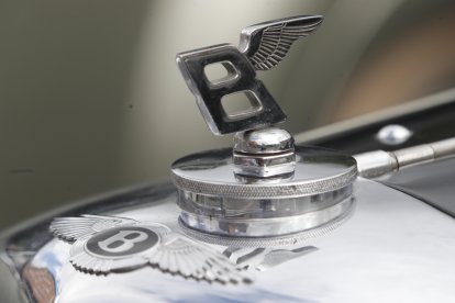 El símbolo de Bentley. L. DE LA MATA