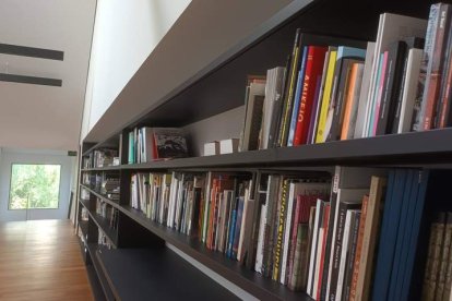Biblioteca cocida también a 'fuego lento'. CASTRO
