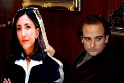 Su marido, Juan Carlos Lecompte, haciendo campaña en 2003 por su liberación.