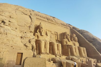 Las colosales esculturas que fueron salvadas de las aguas en el templo de Ramsés II de Abu Simbel. GAITERO
