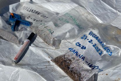 Muestras recogidas durante los trabajos de exhumación. RAMIRO
