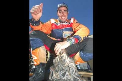 Esta victoria supone un justo premio para el piloto catalán que nunca ha cejado en su empeño de llegar a Dakar el primero.