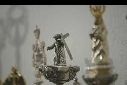 El Cetro del Mayordomo de la Hermandad de Jesús de Nazareno es uno de los símbolos de la Semana Santa. Está realizado en plata.