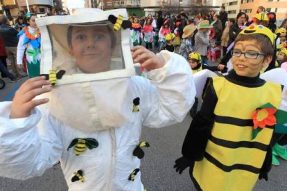 Disfraces infantiles en el desfile del domingo en Ponferrada | L. de la Mata