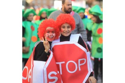 Disfraces infantiles en el desfile del domingo en Ponferrada | L. de la Mata