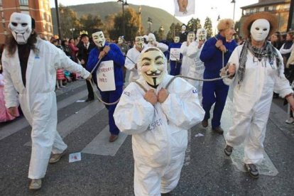 Desfile del martes en Ponferrada | L. de la Mata