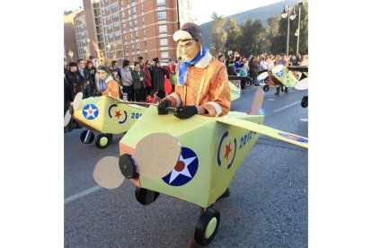 Desfile del martes en Ponferrada | L. de la Mata