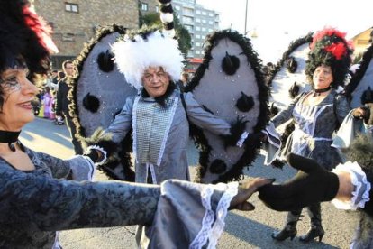 Desfile del martes en Ponferrada | L. de la Mata