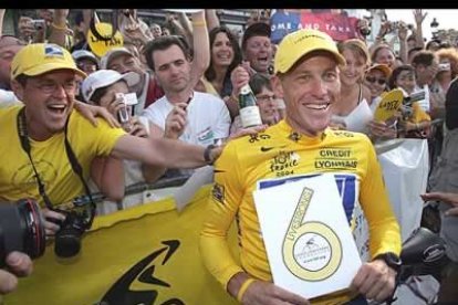 Tiene un lado humano que saca a relucir en algunas ocasiones y otra parte de su personalidad más agresiva, humillante para sus rivales. Las caras que ha mostrado Armstrong han sido muchas, variadas.