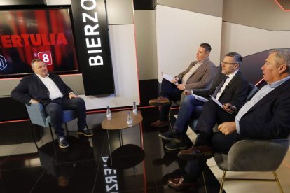 Gavela, Domínguez y Torné, en el programa. L. DE LA MATA