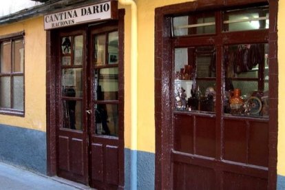La casa tiene 200 años y es de adobe. CUEVAS