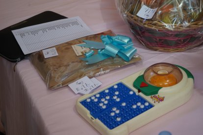 Encuentro de bolilleras en León. J. NOTARIO