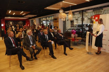 Entrega de los premios a la Pyme del Año en el Banco Santander. F. Otero Perandones.