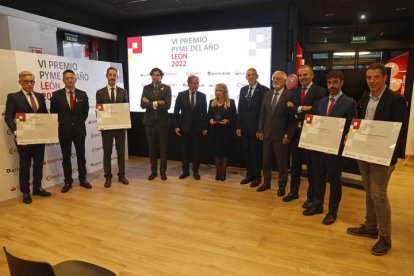 Entrega de los premios a la Pyme del año en el Banco Santander. F. Otero Perandones.