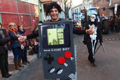 Una original consola de videojuegos, el lunes | Ramiro