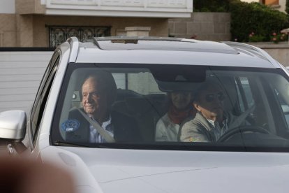 El rey Juan Carlos llega a Sanxenxo. LAVANDEIRA JR