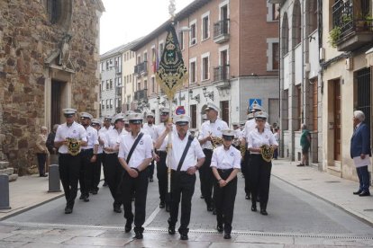 La Real Bandera de Clavijo (Ramiro I) y el Imperial Pendón de San Isidoro (Alfonso VII) celebraron La Zuiza. J. NOTARIO