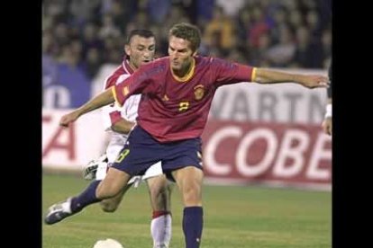 La Eurocopa le cogió en uno de sus ciclos de forma descendente. Ni creó ni llegó con peligro. Acabó cediendo su puesto a Xabi Alonso.